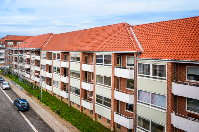 Tagrenovering af etageejendom i Ringsted